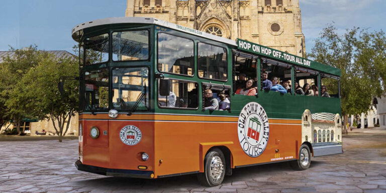 San Antonio trolley in front of San Fernando Cathedral